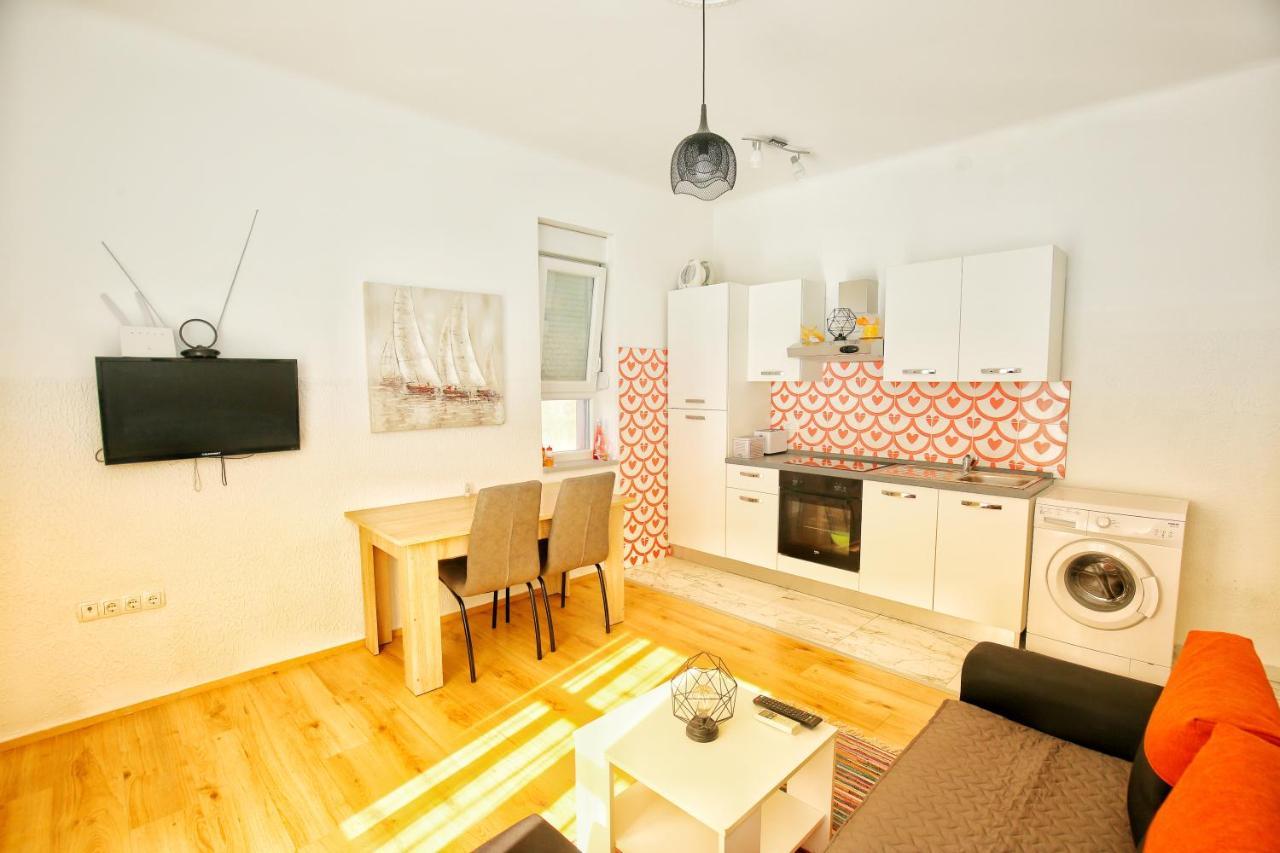 Family Apartment Rijeka Buitenkant foto
