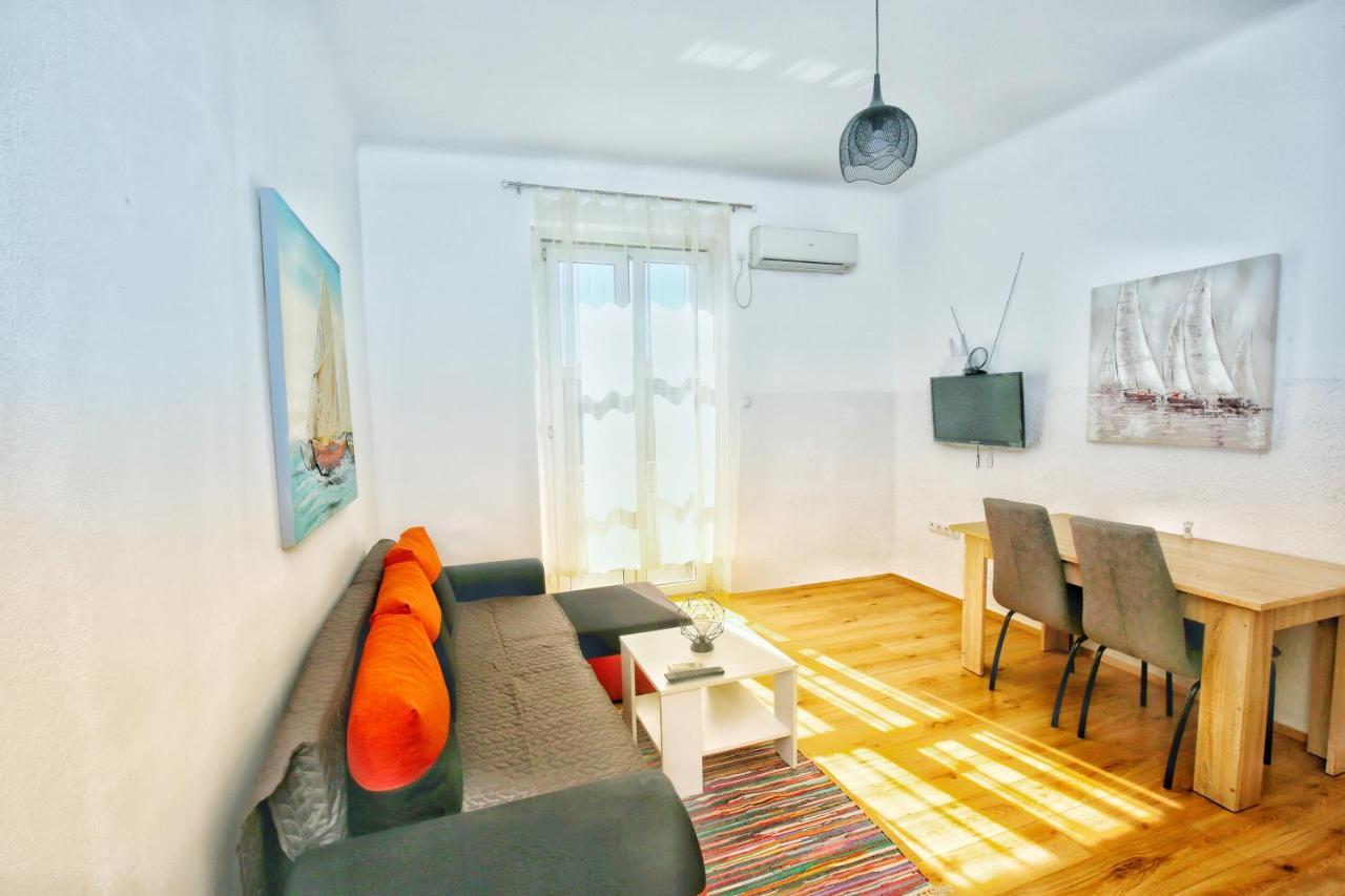 Family Apartment Rijeka Buitenkant foto